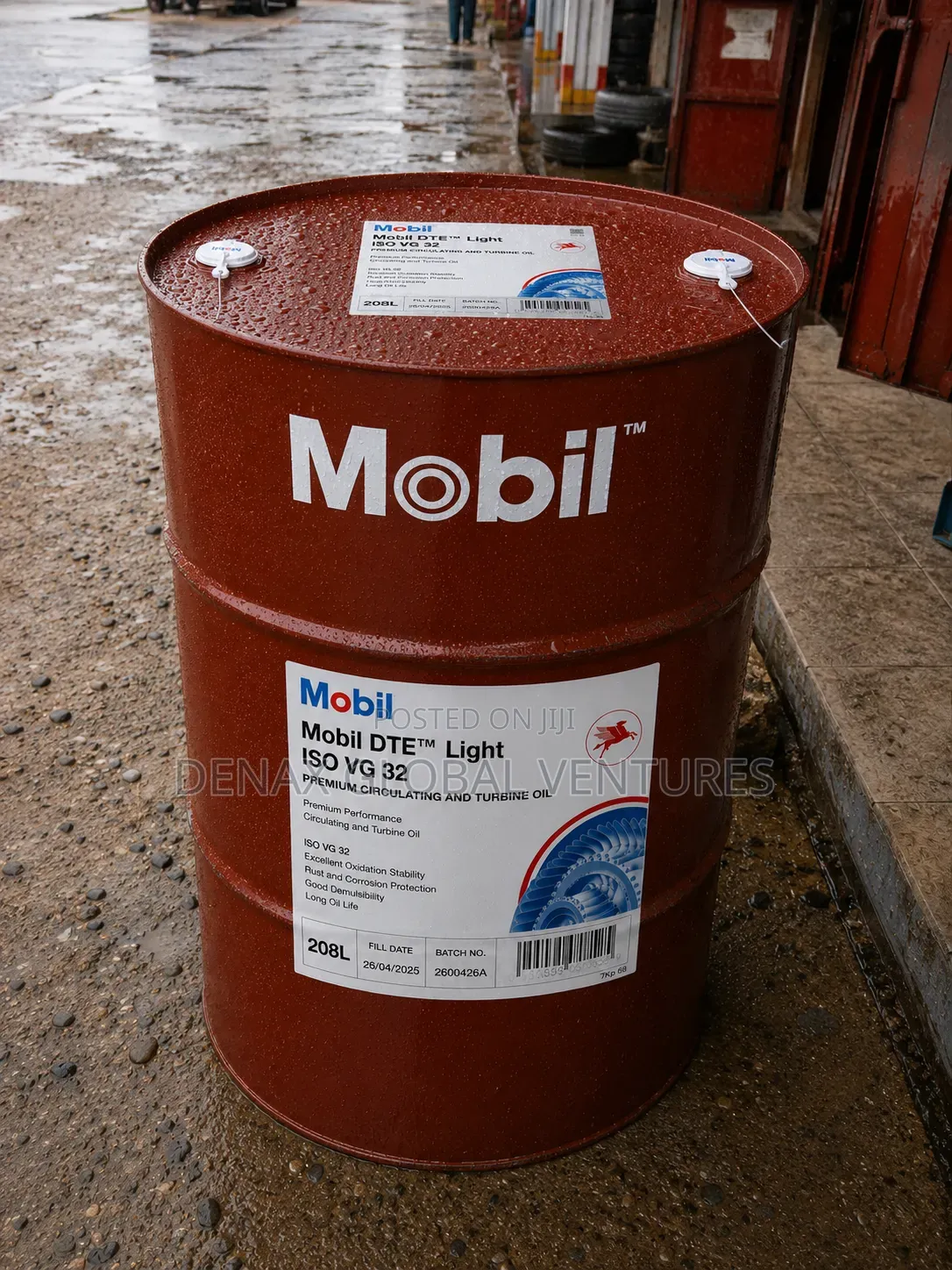 Mobil DTE Light ISO VG 32 Circulating and Turbine Oil 208L