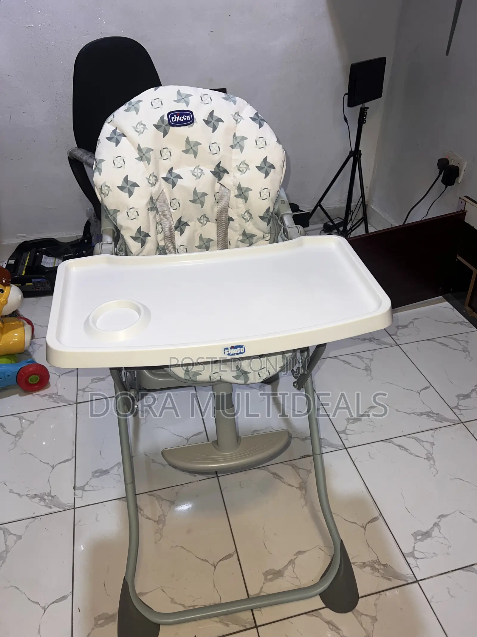 Chicco Easily Fold Imported Baby Feeding High Chair