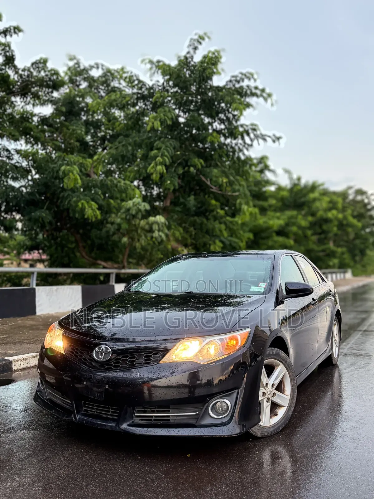 Toyota Camry 2013 Black