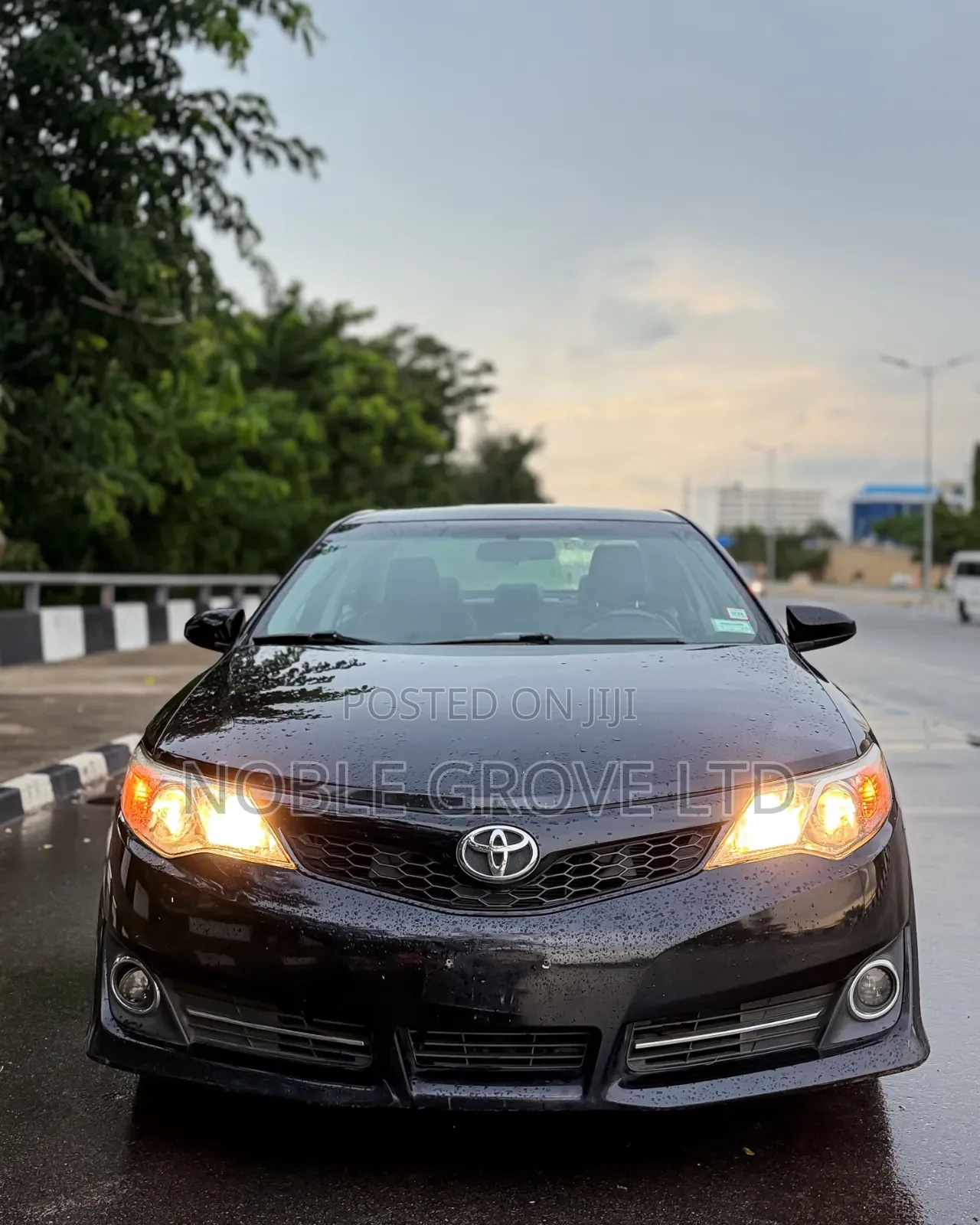 Toyota Camry 2013 Black