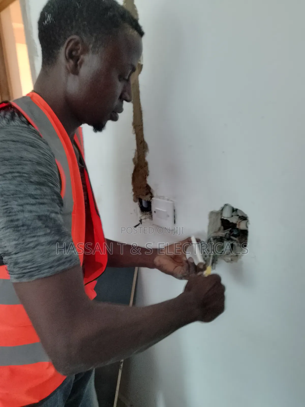 Professional Electrician | CCTV Installation | Solar Installation