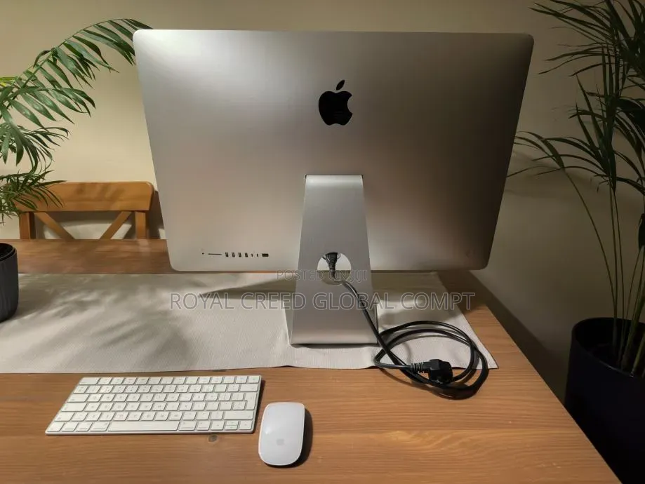 Desktop Computer Apple iMac 8GB Intel Core i5 HDD+SSD 1T