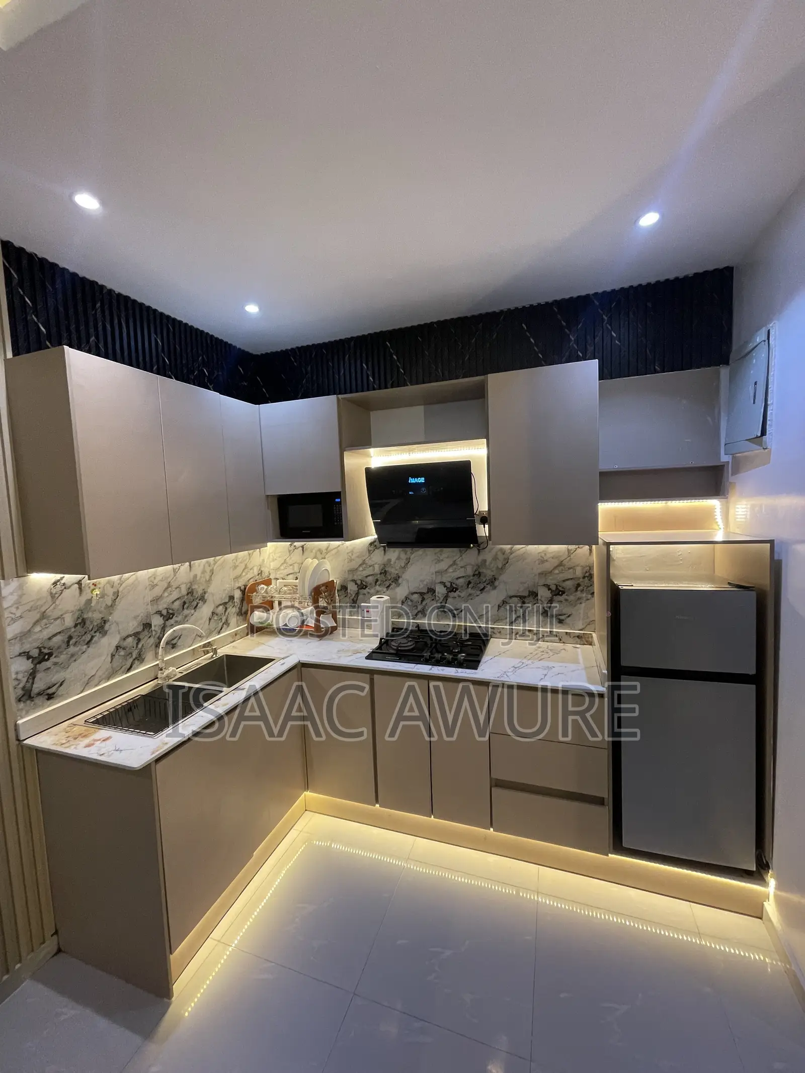 Beautiful and Cozy Two Bedroom Apartment