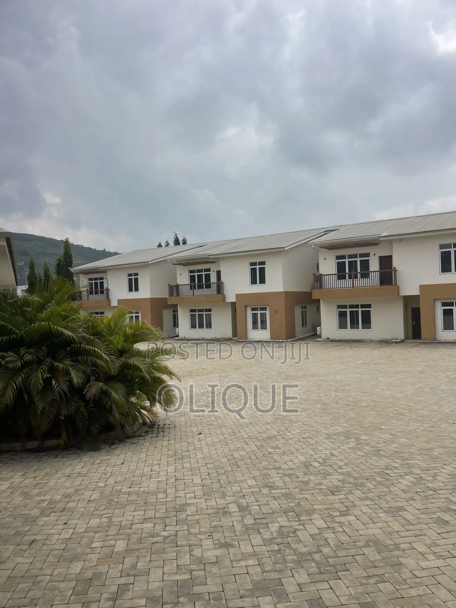 20bdrm Duplex in Katampe Extension for rent