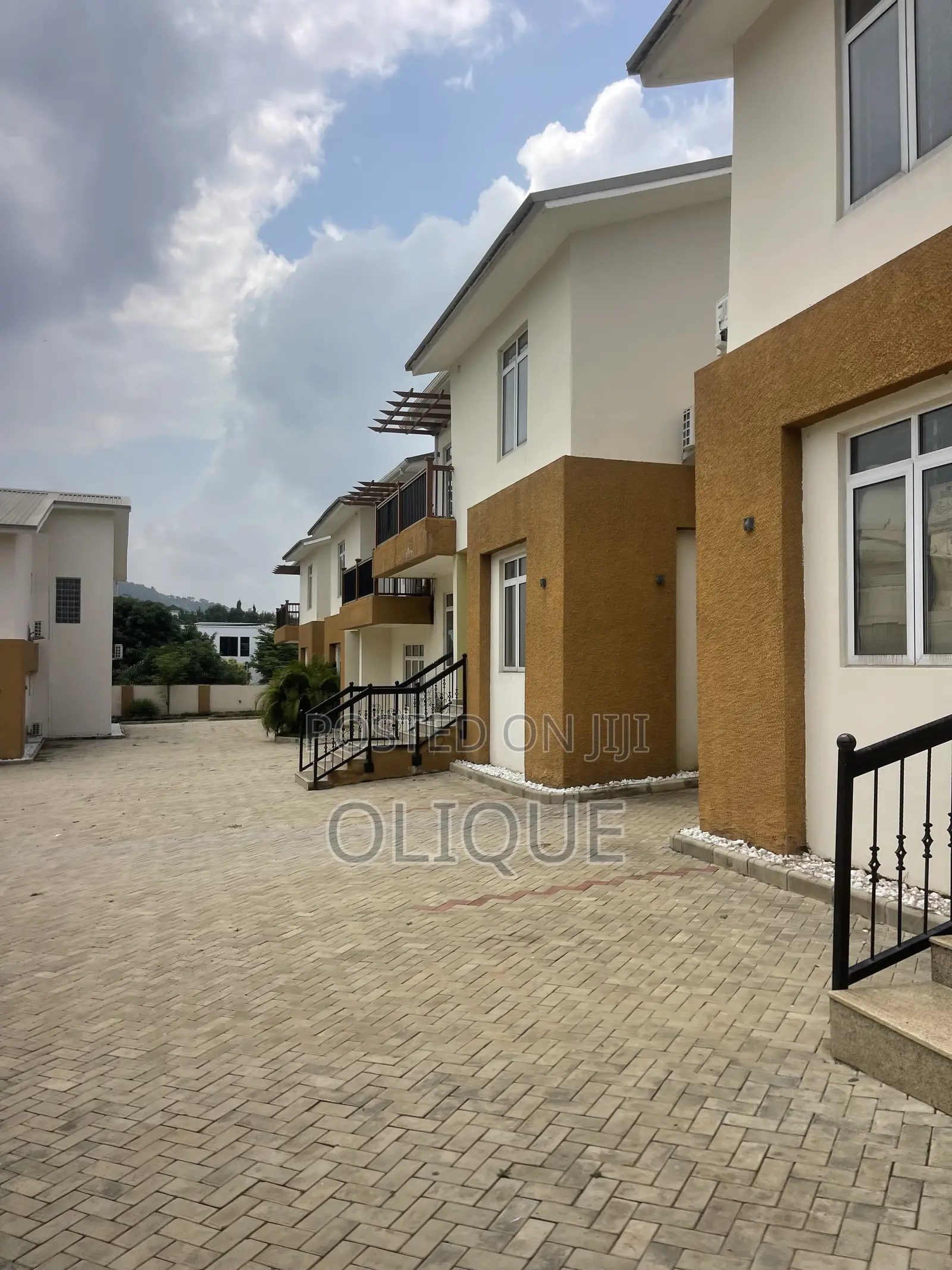 20bdrm Duplex in Katampe Extension for rent