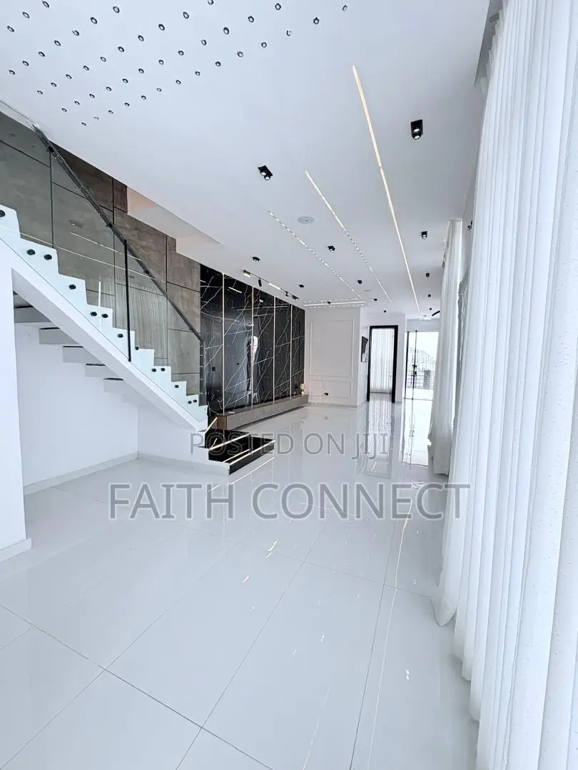 4bdrm Duplex in Lekki Ikota for sale