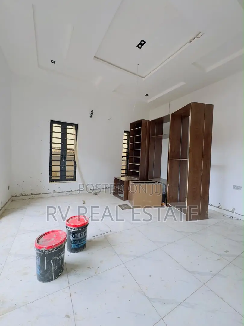 3bdrm Duplex in Ogba for sale
