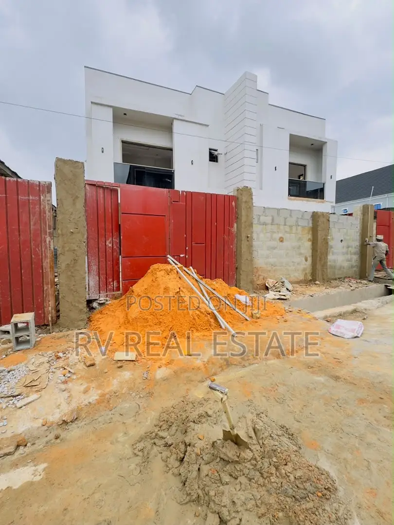 3bdrm Duplex in Ogba for sale