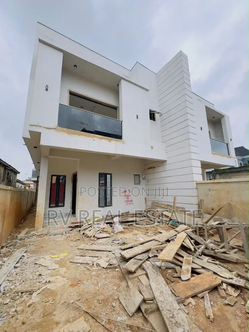3bdrm Duplex in Ogba for sale