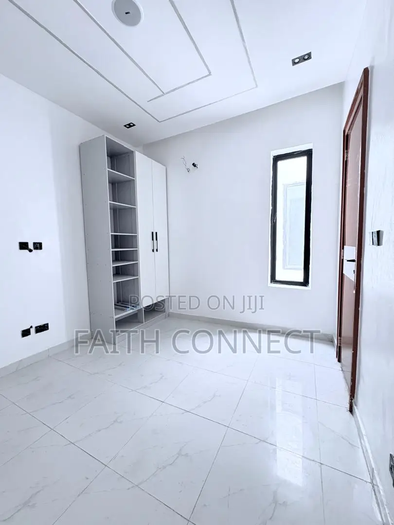 5bdrm Duplex in Abraham Adesanya Estate for sale