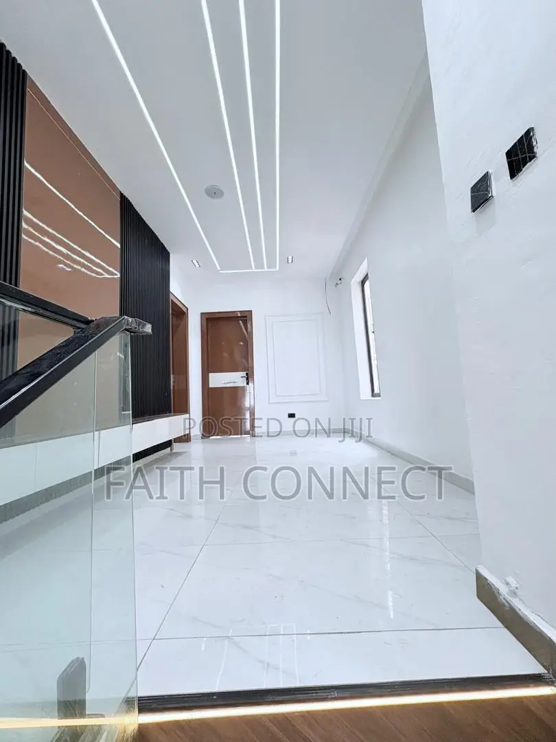 5bdrm Duplex in Abraham Adesanya Estate for sale