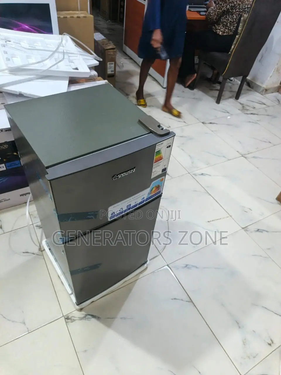 Snowsea BCD-136 100L Double Door Refrigerator