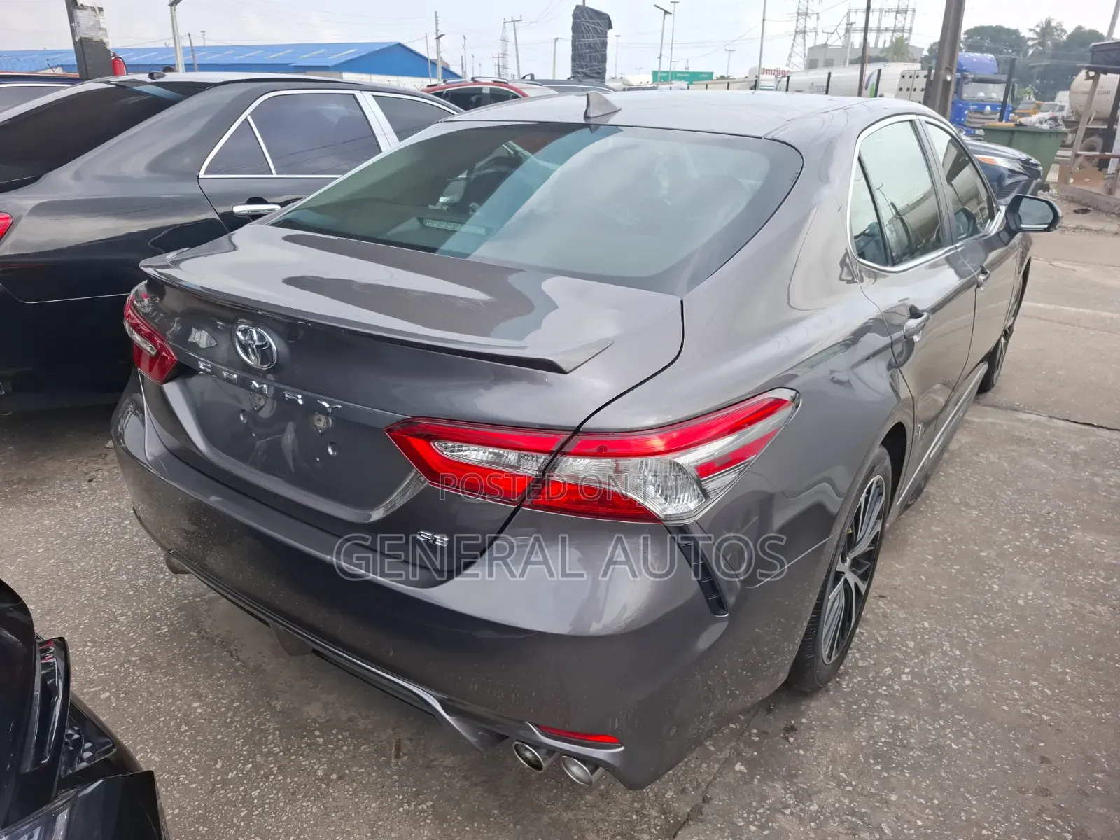 Toyota Camry 2019 Gray