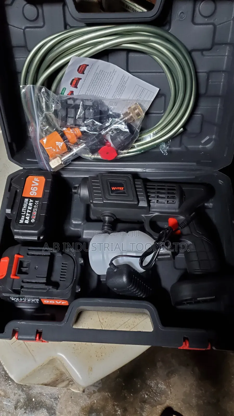 Cordless Pressure Washer Kit