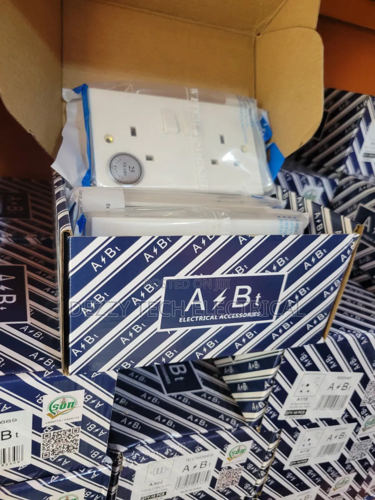 ABt Electrical Socket Double White Body