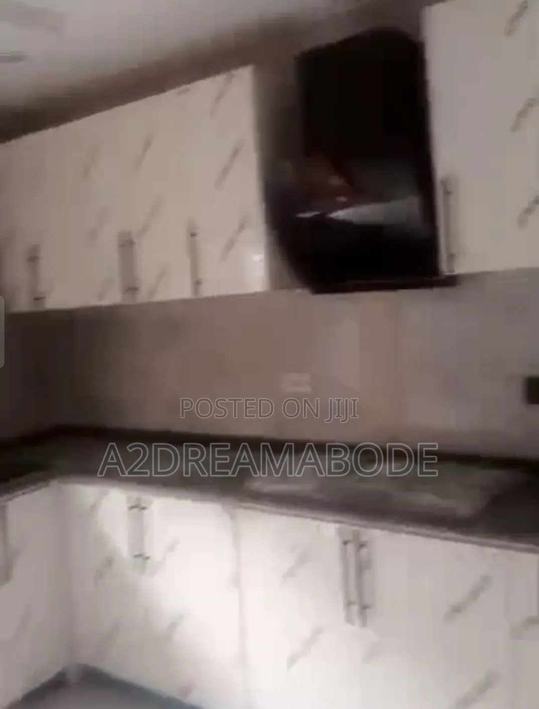 4bdrm Duplex in Magodo Phase 1 for rent