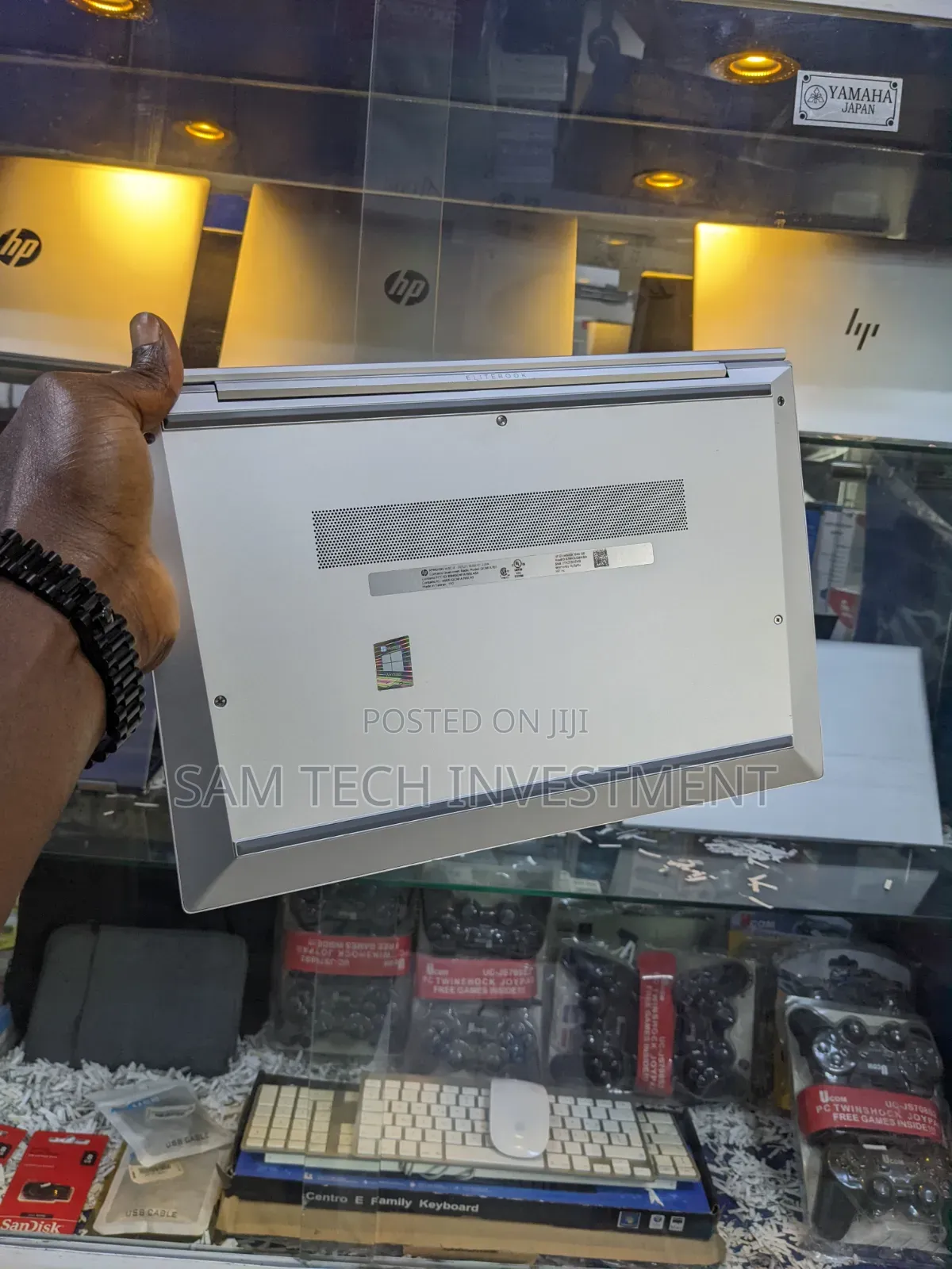 Laptop HP EliteBook 845 G8 8GB AMD Ryzen 3 SSD 256GB