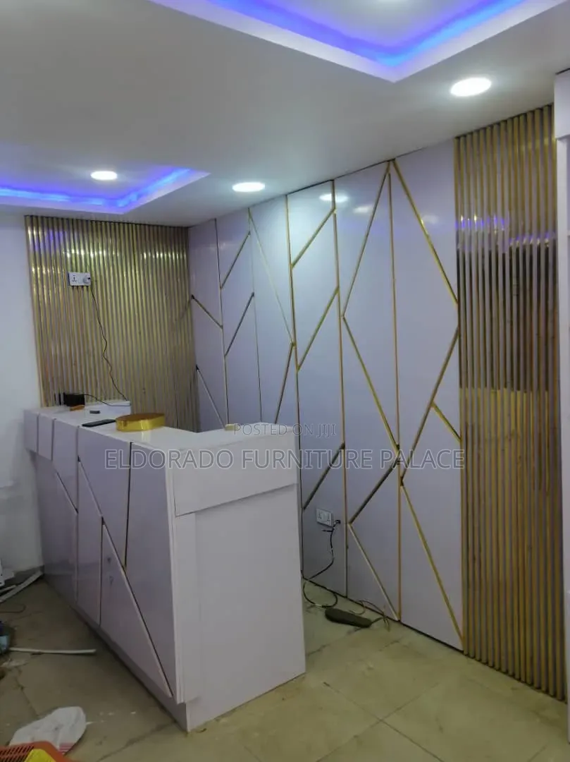 Quality Reception Table With Wall Background Design