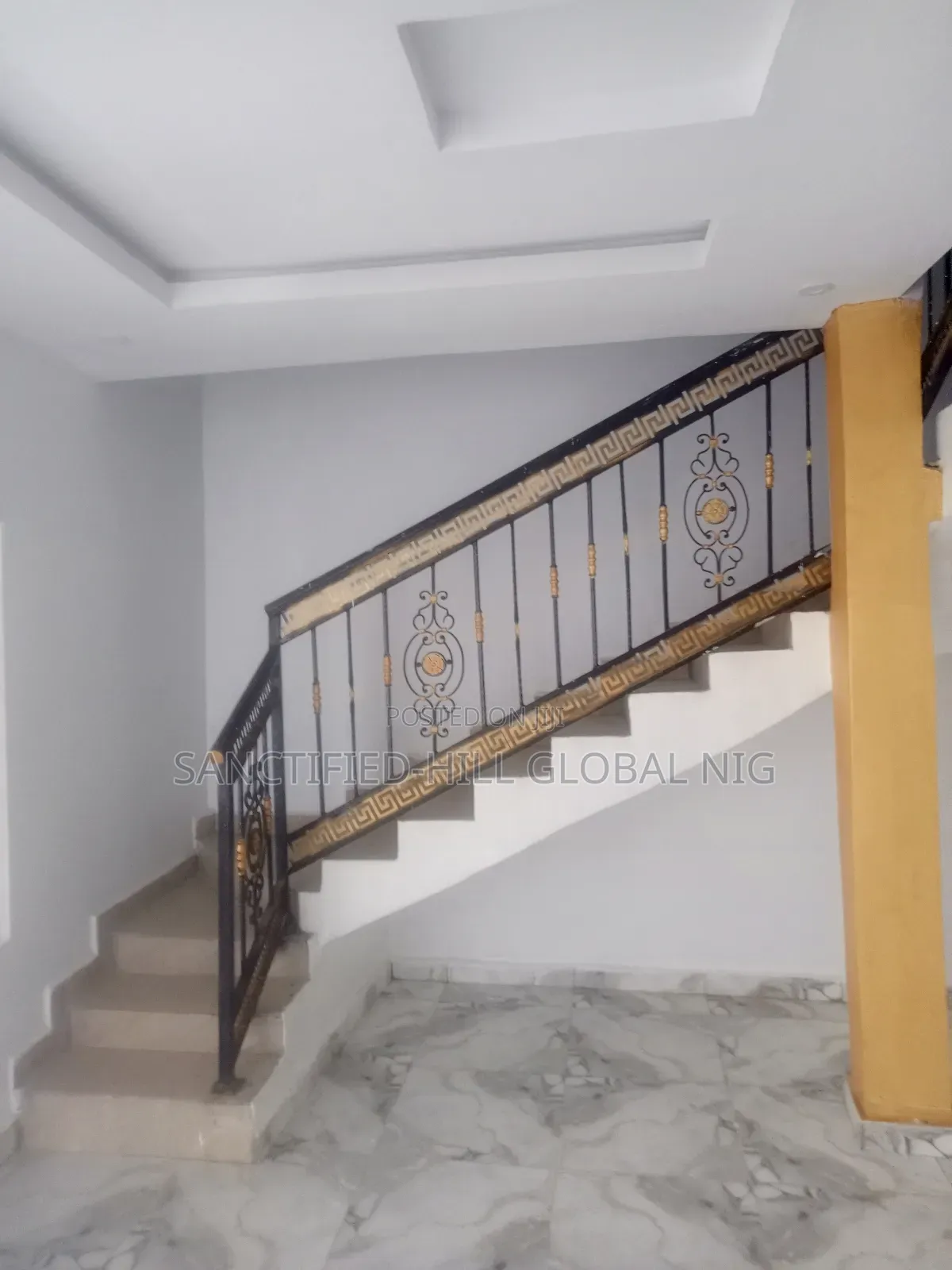 2bdrm Duplex in Back Of Becky1, City for rent