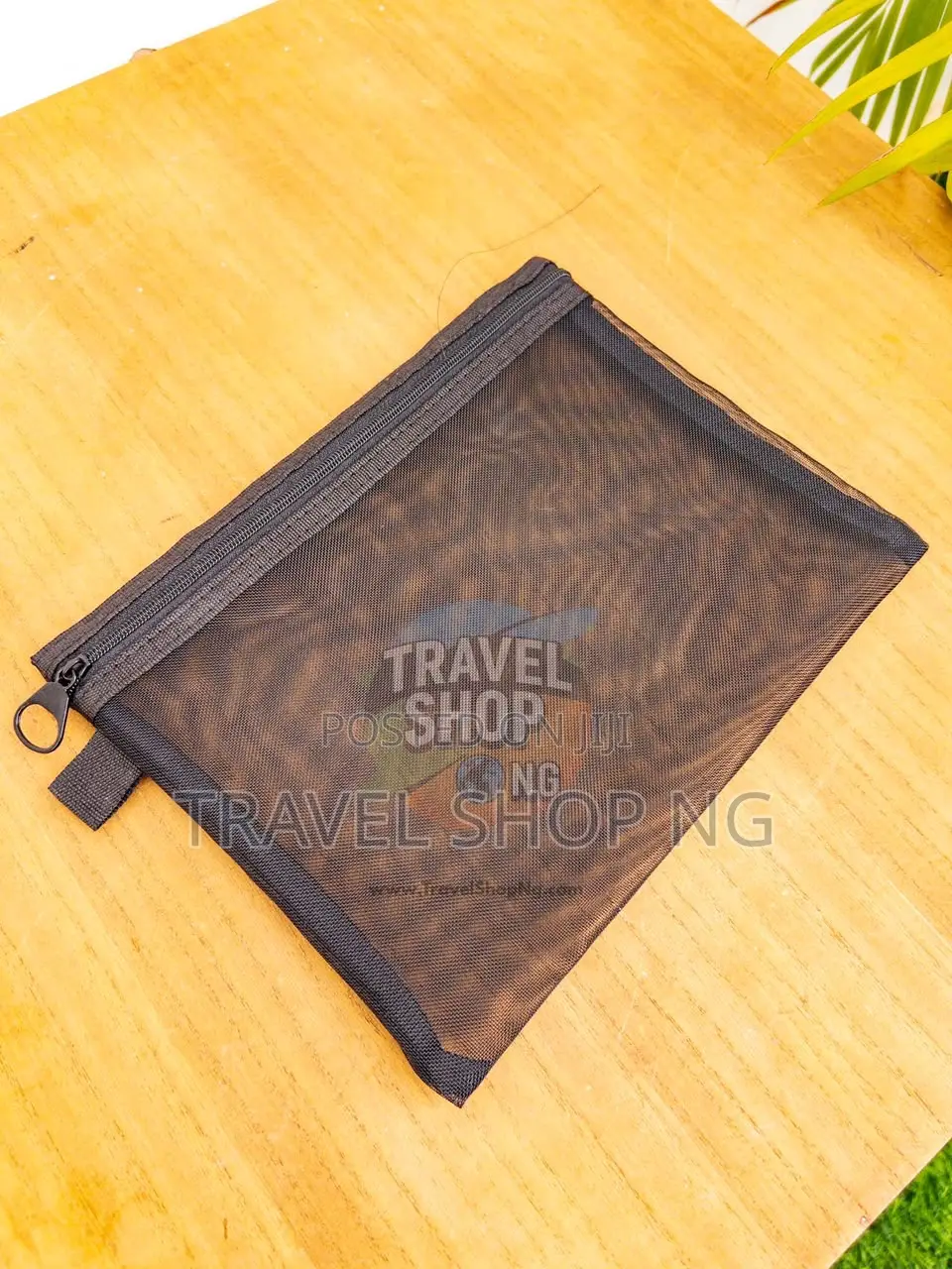 2D Mesh Bag With Zipper| Durable for Easy Storage and Organization.