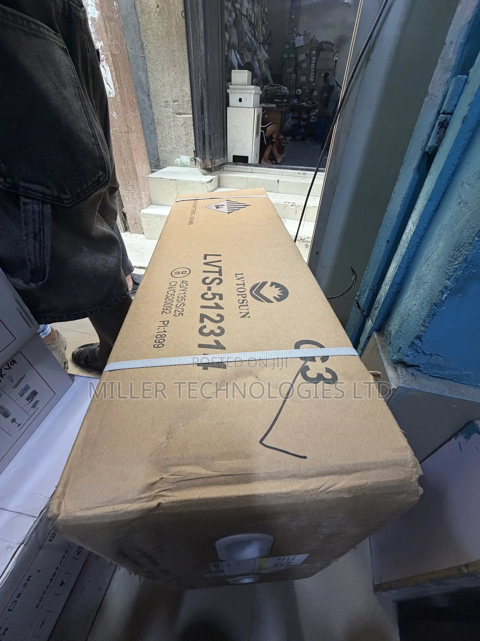 LVTOPSUN 48V G3 Lithium Energy Storage Battery 16kWh