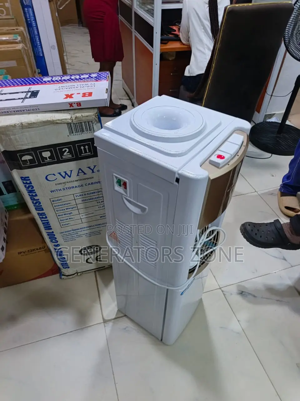 CWAY Executive 3c-Cwm26hc Table Free Standing Cooler