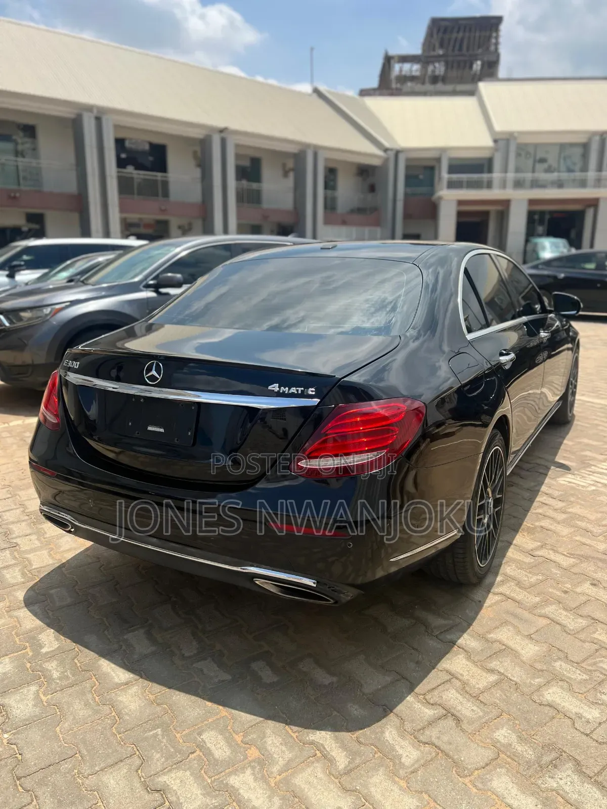 Mercedes-Benz E300 2017 Black