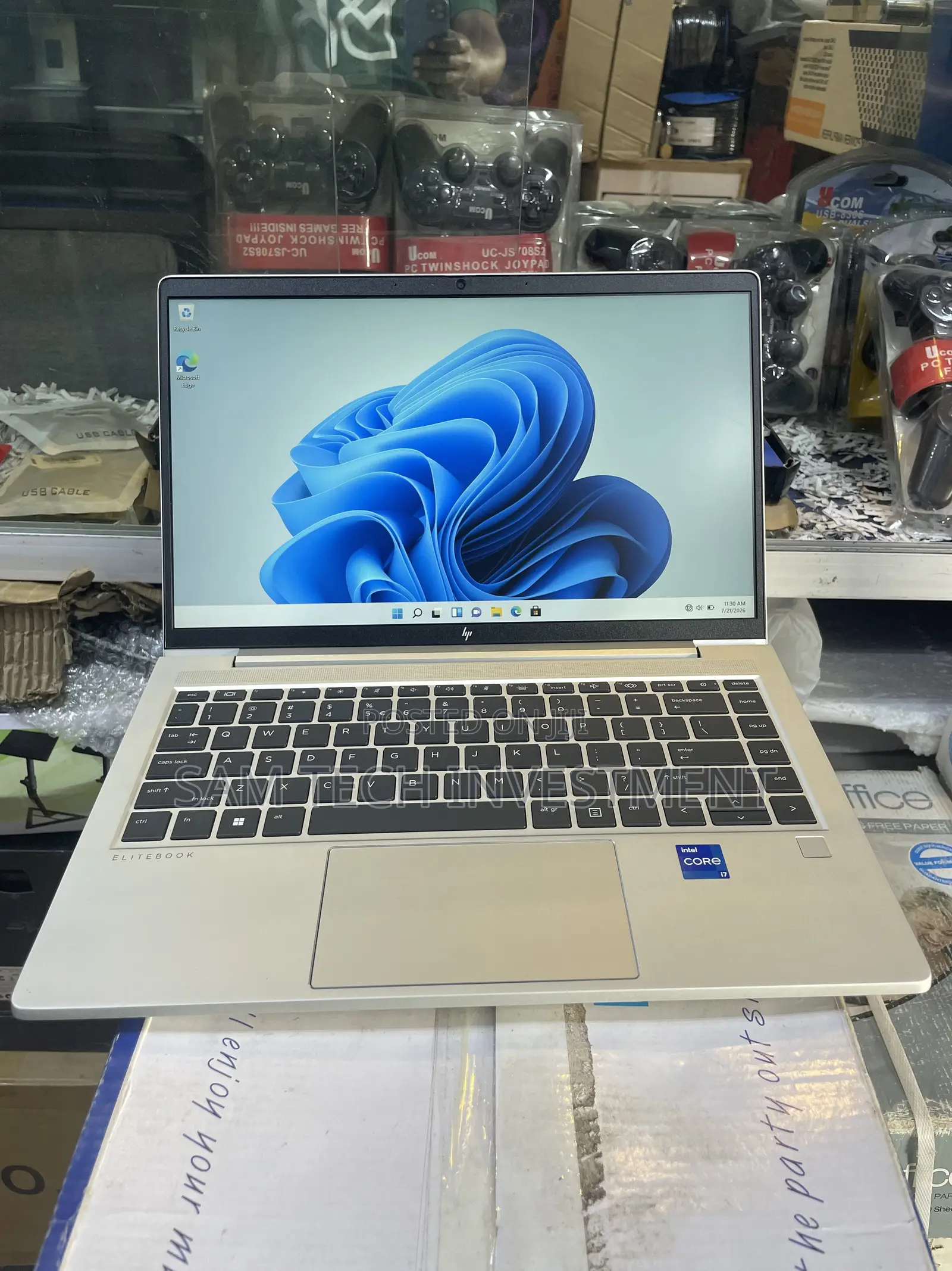 Laptop HP EliteBook 640 G10 16GB Intel Core i7 SSD 512GB
