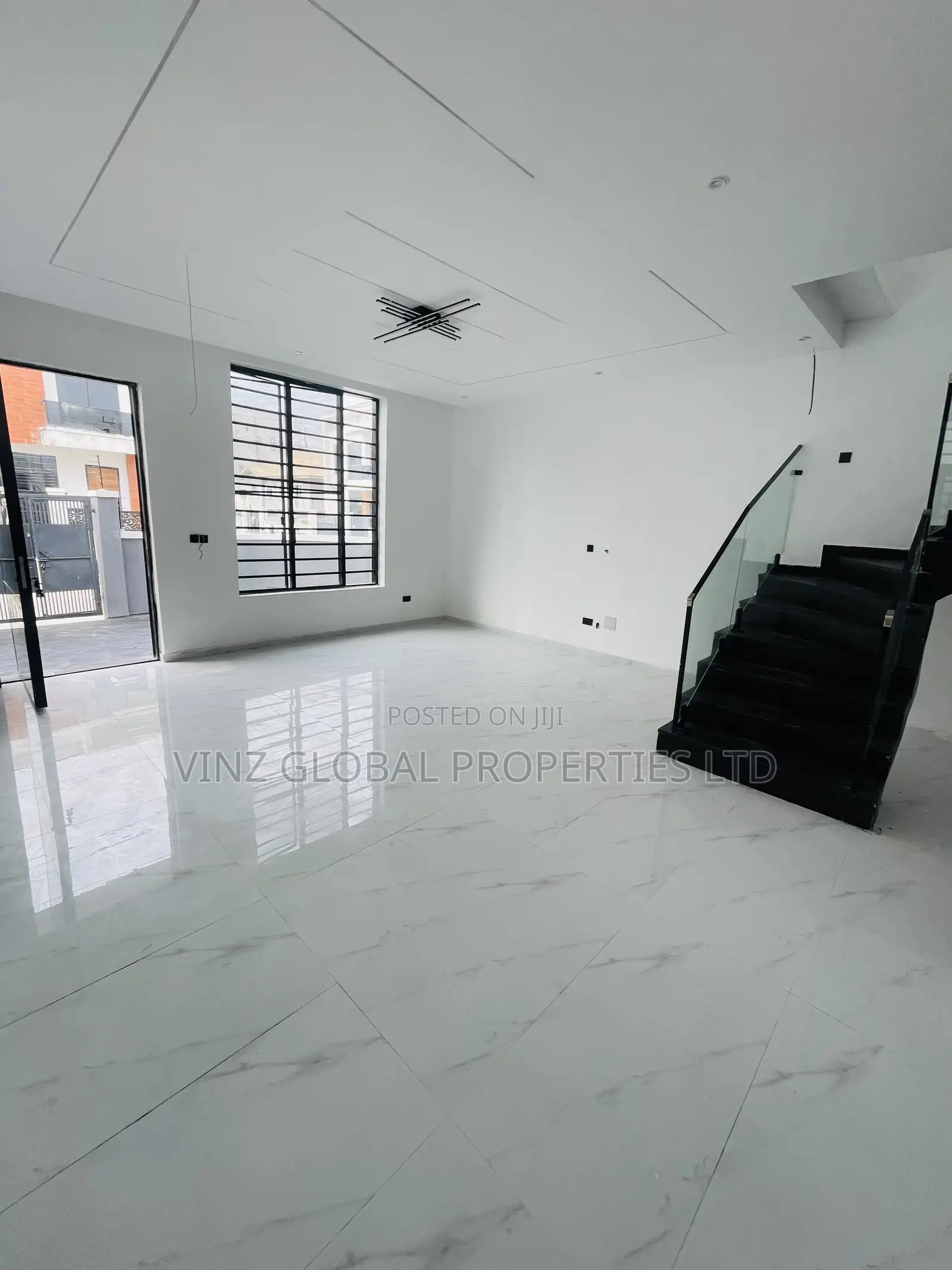 5bdrm Duplex in Ajah for sale
