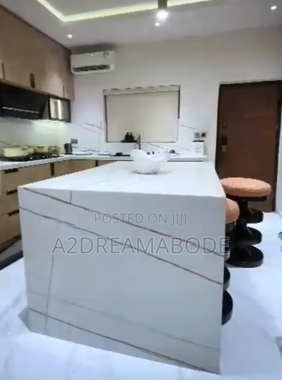 Furnished 4bdrm Duplex in Ogudu for rent