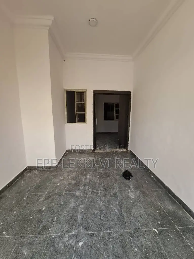 Studio Apartment in Lekki Phase 1 for rent