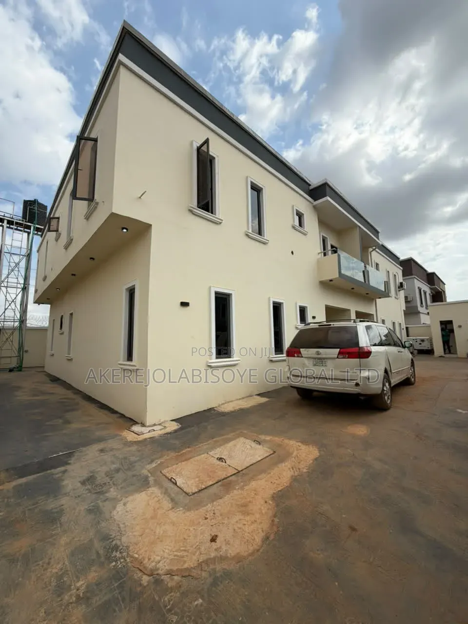 Furnished 5bdrm Duplex in Apo By Chrisland for sale