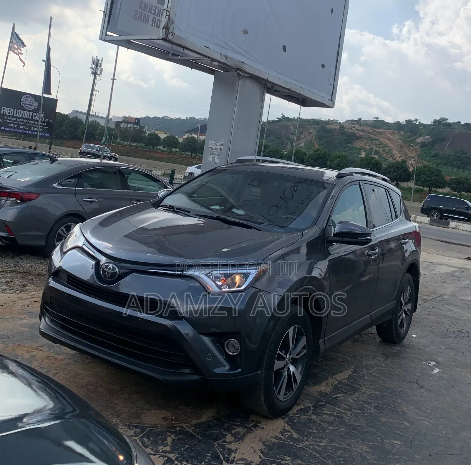 Toyota RAV4 2017 Gray