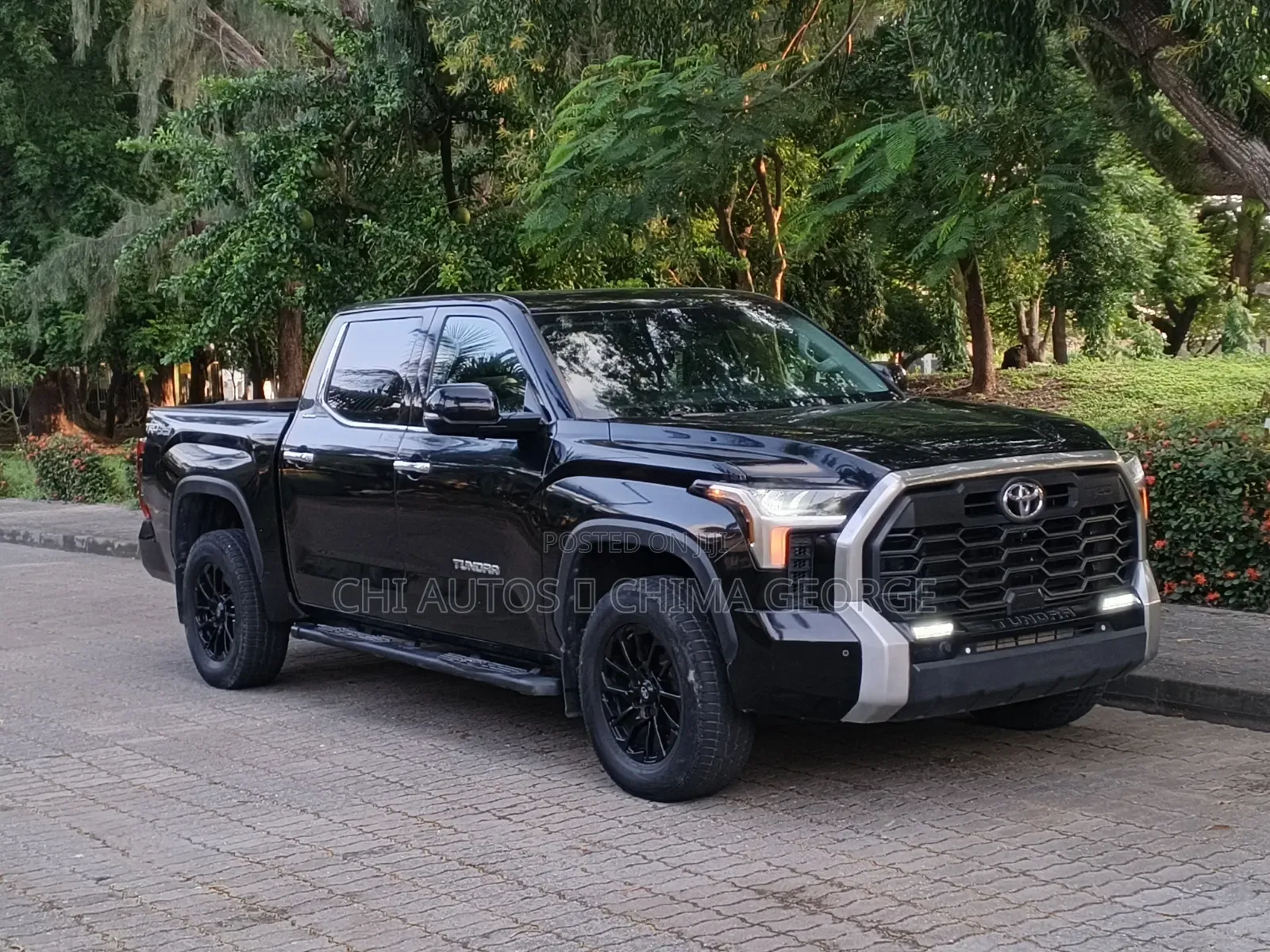 Toyota Tundra 2024 Black