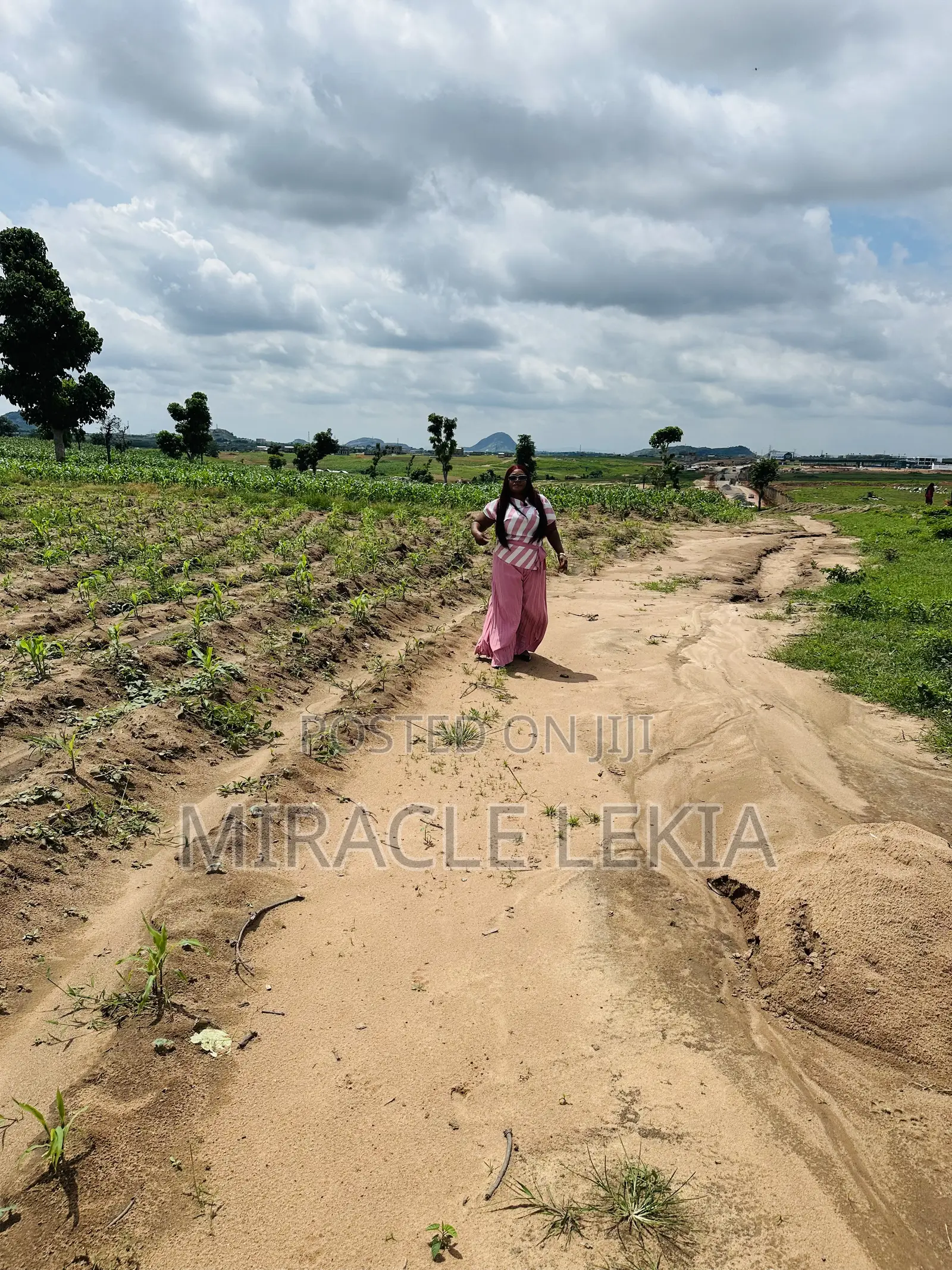 Hutu Exclusive Abuja,Airport Road Hutu