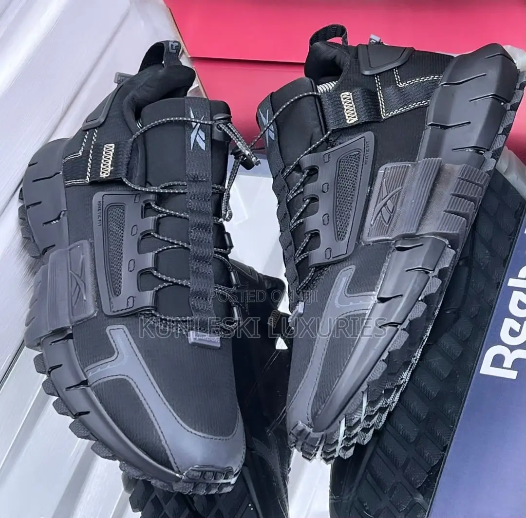 Original Reebok Zig Kinetica Edge Military Black Sneakers