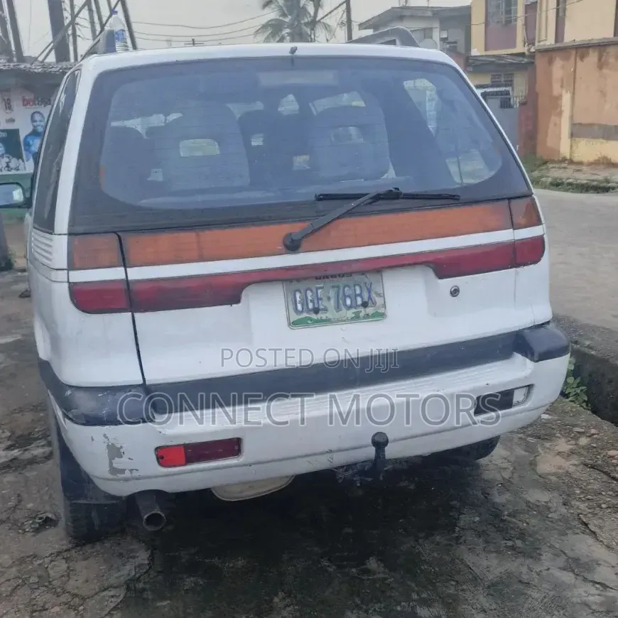Mitsubishi SpaceWagon Automatic 1999 Maroon