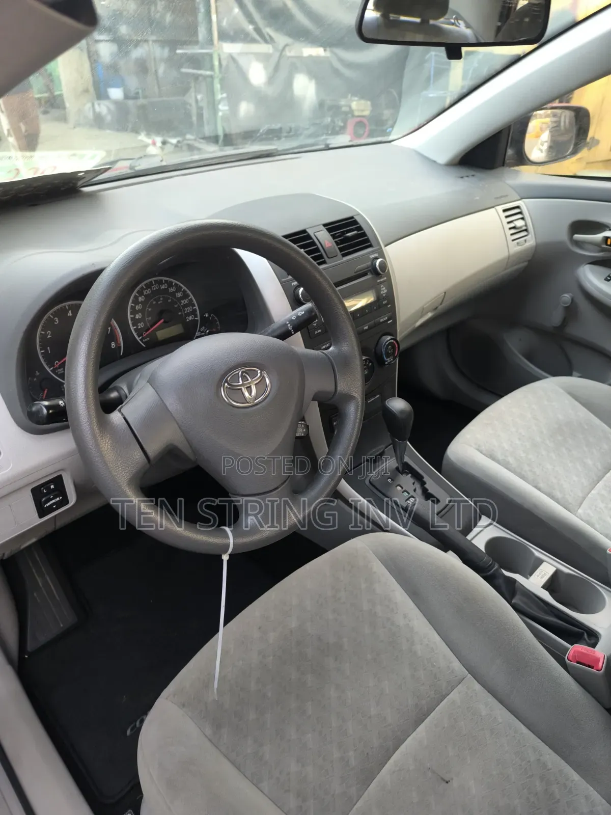 Toyota Corolla 2010 Burgundy