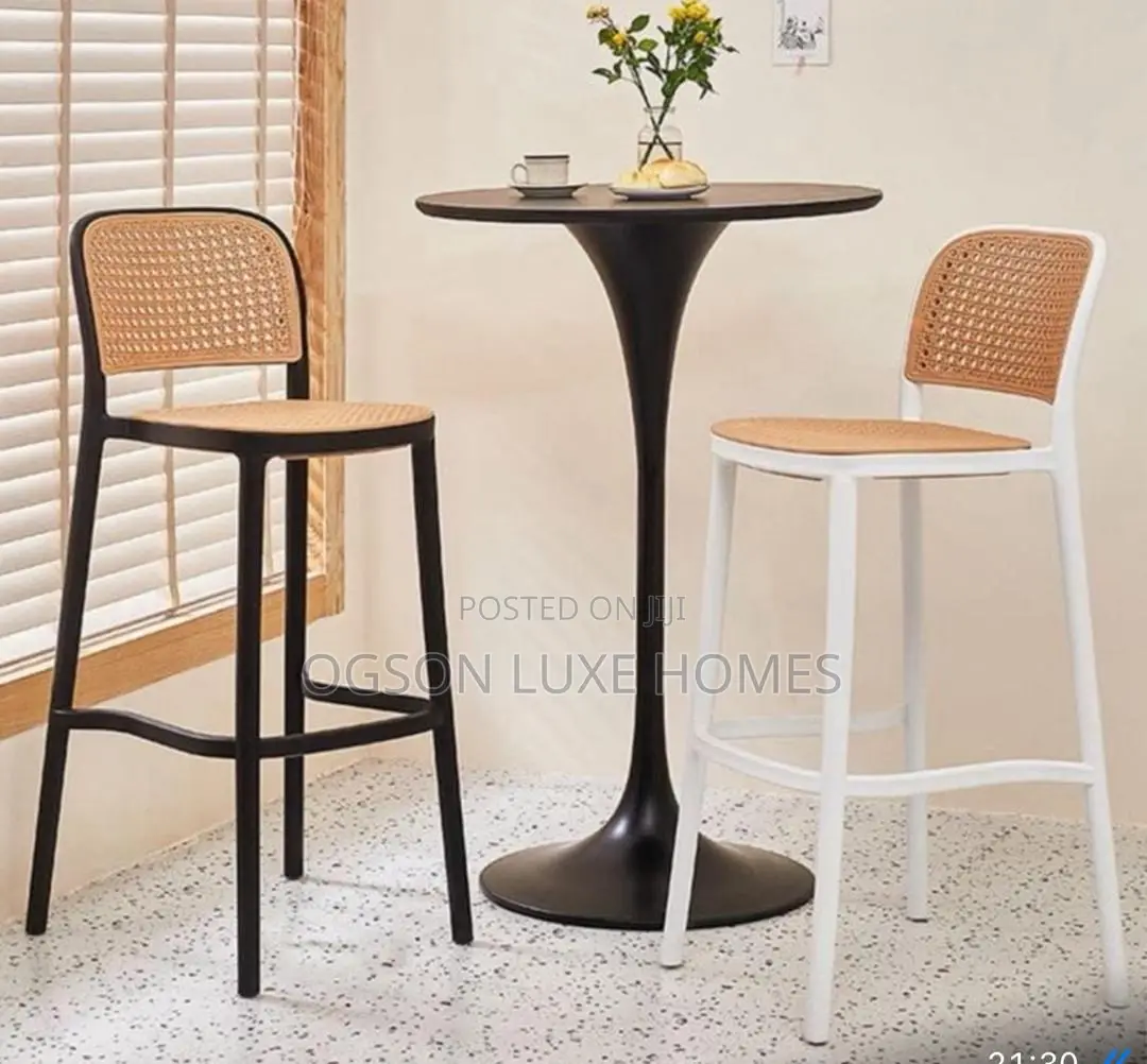 High Bar Table With 2 High Barstools Outdoors