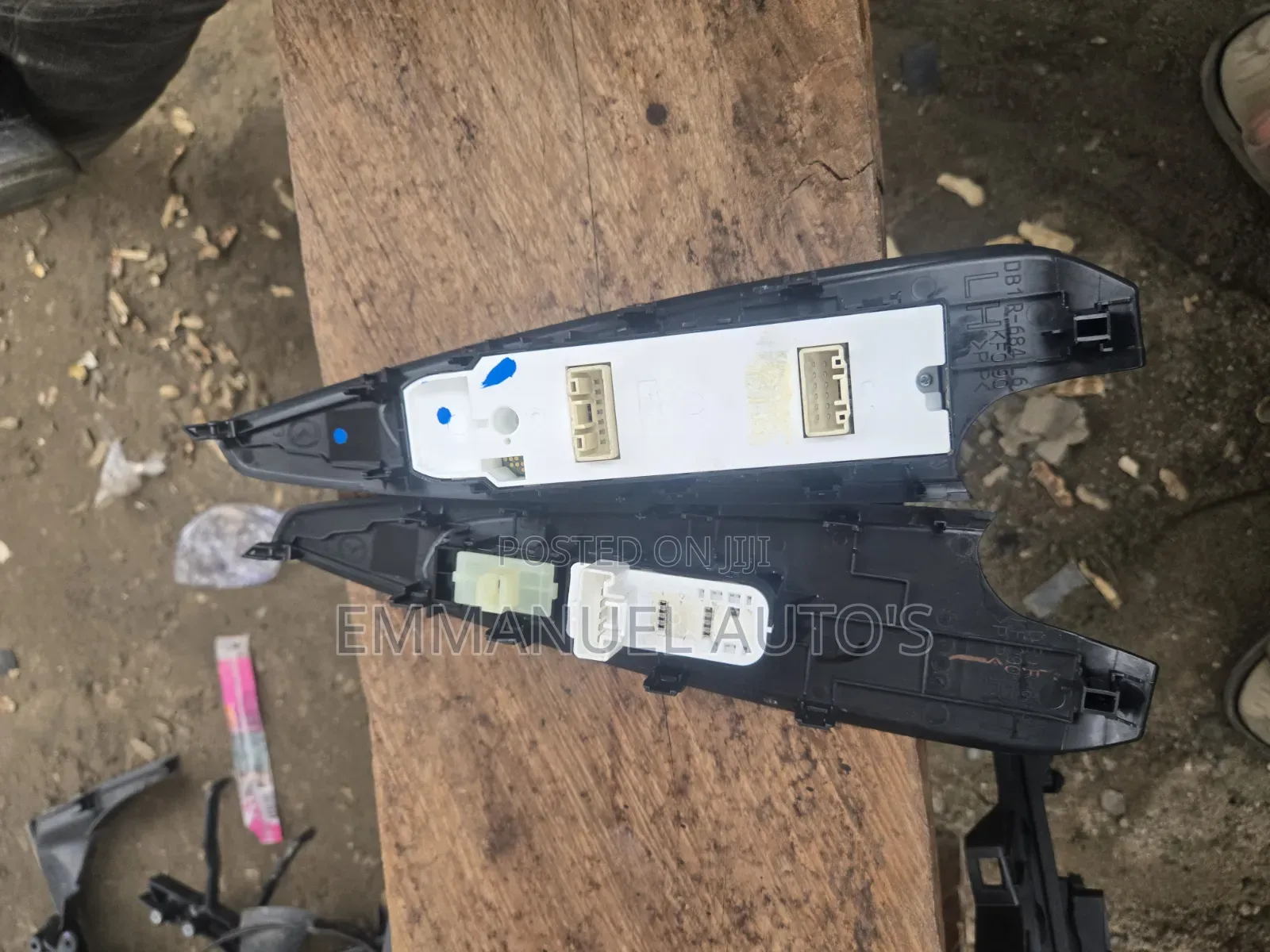 Door Master Button Yaris iA 2017