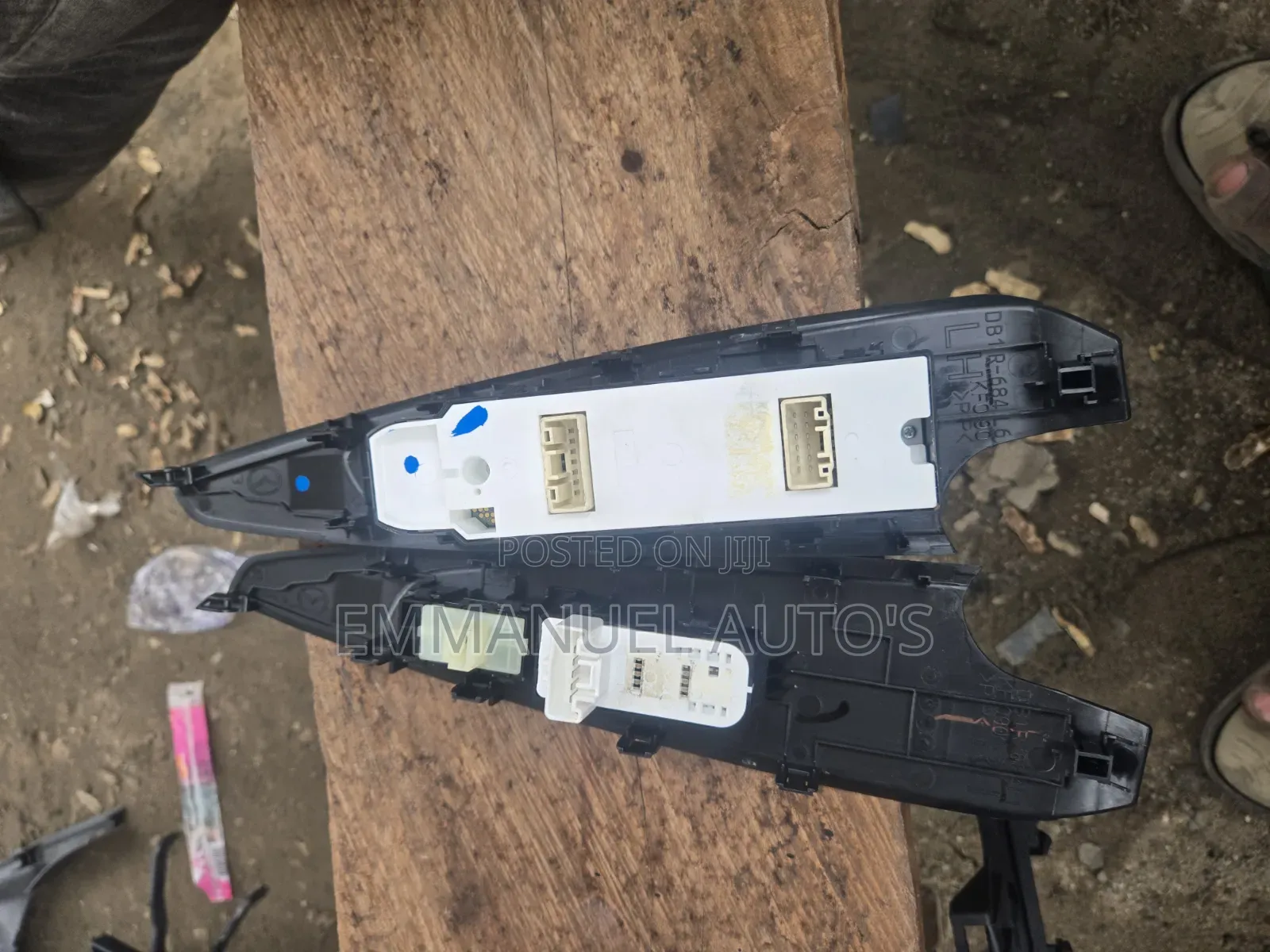 Door Master Button Yaris iA 2017