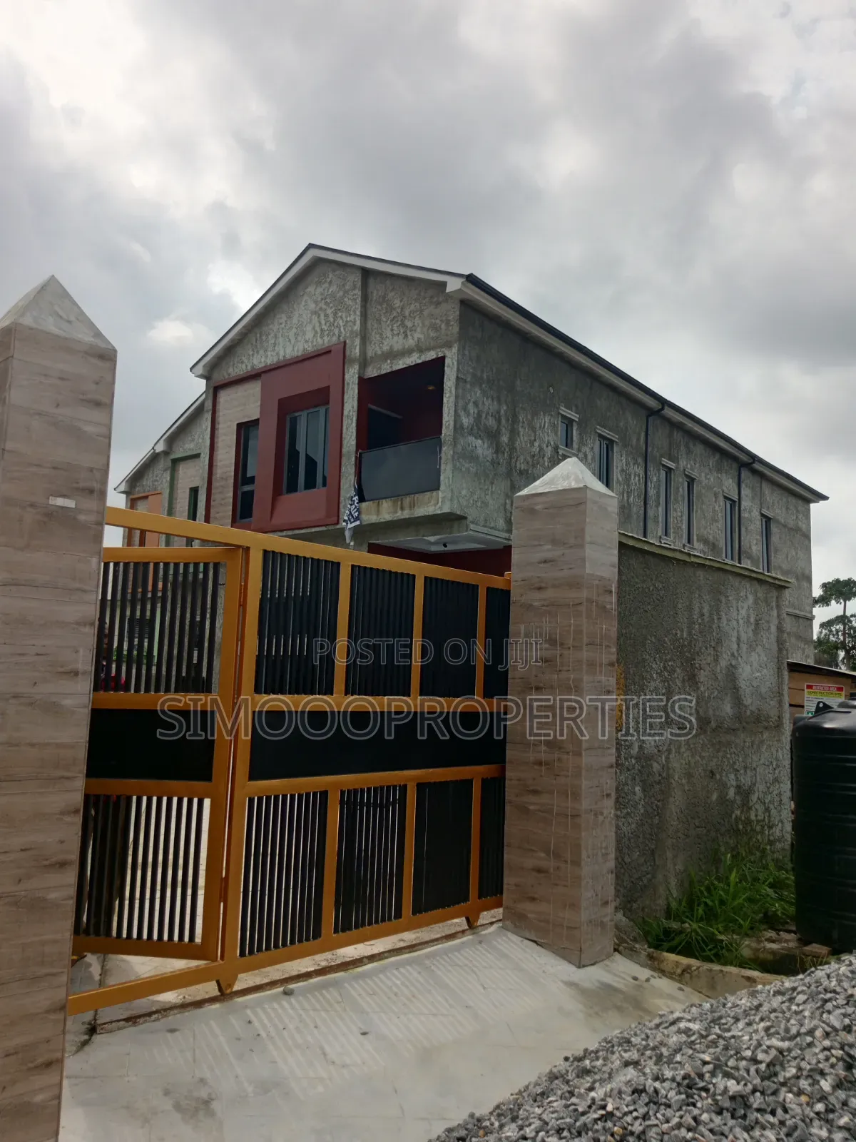 4bdrm Duplex in Beachwood, Bogije for sale