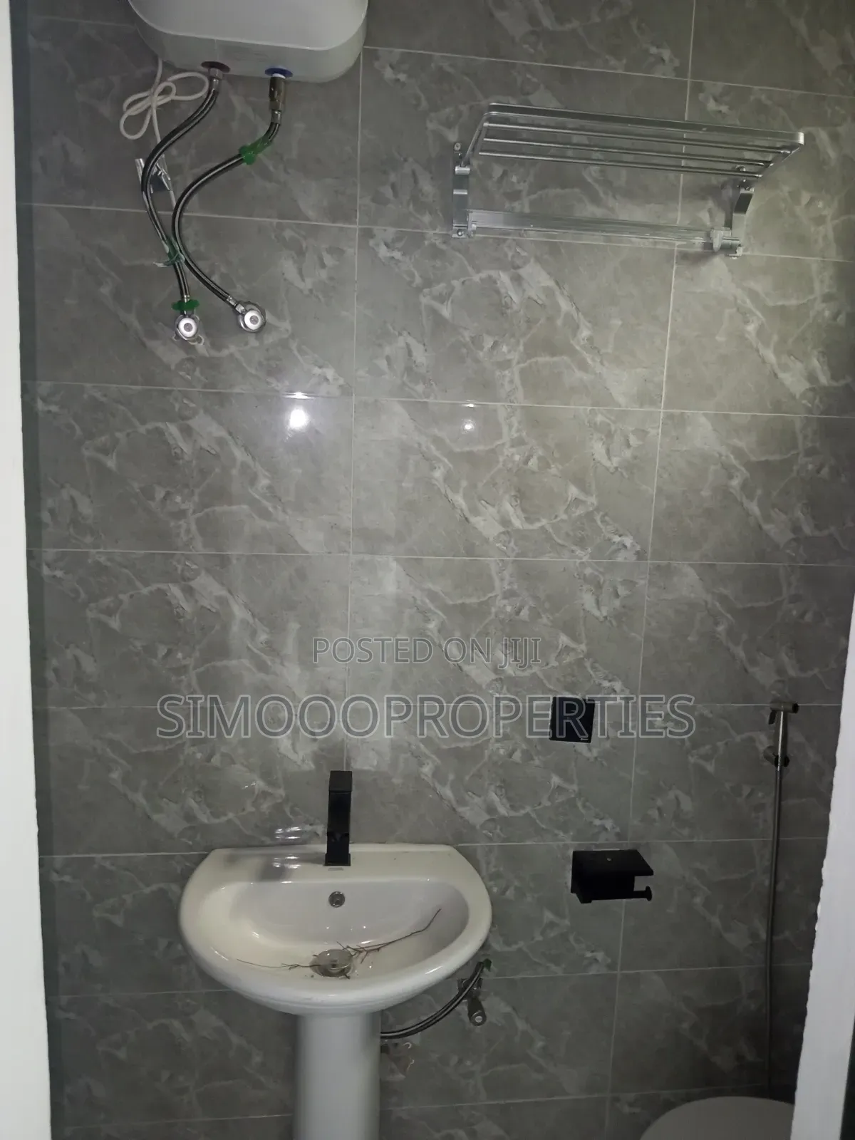 4bdrm Duplex in Beachwood, Bogije for sale