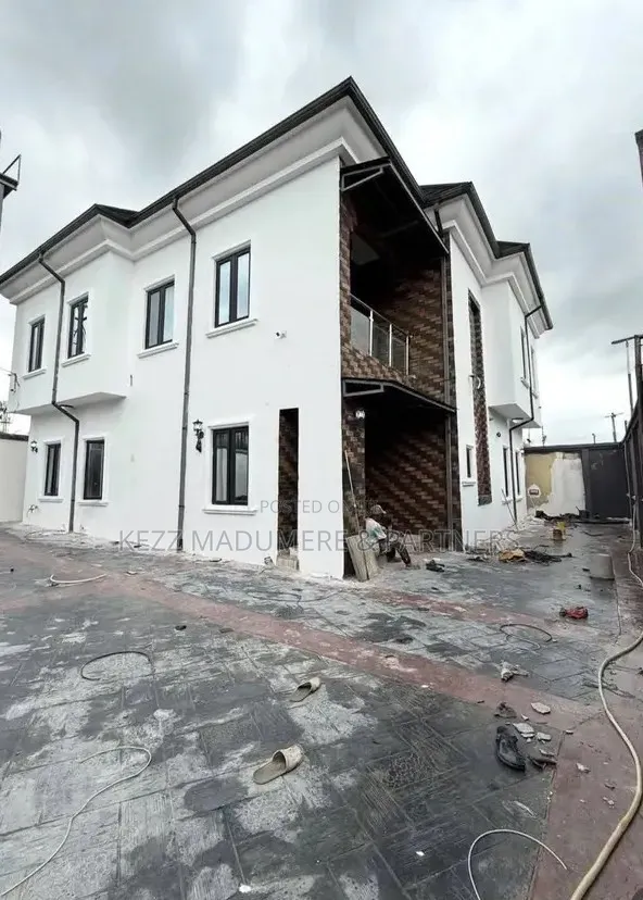 4bdrm Duplex in Dr Peter Odili Trans for sale