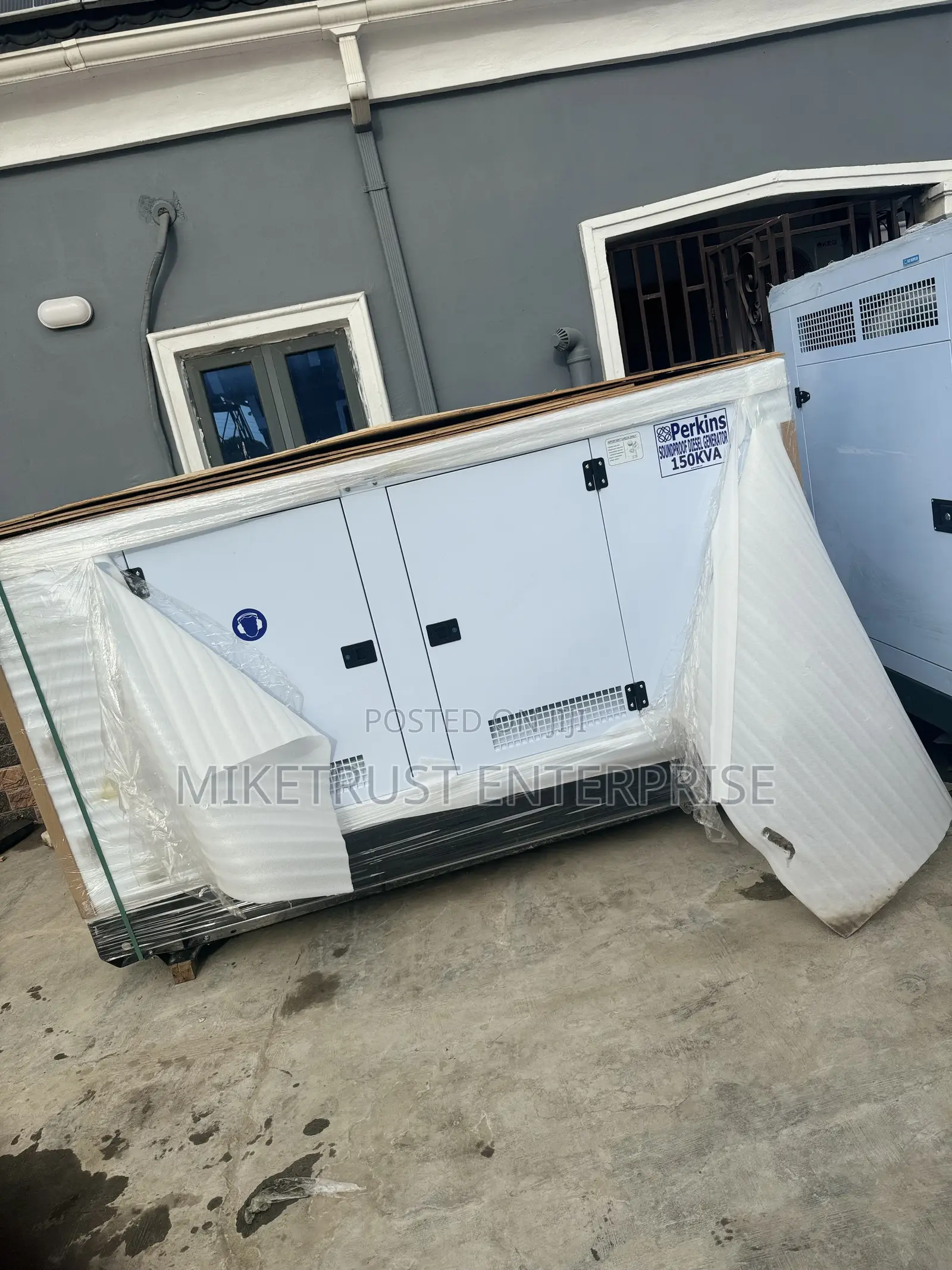 150Kva Diesel Perkins Soundproof Generator
