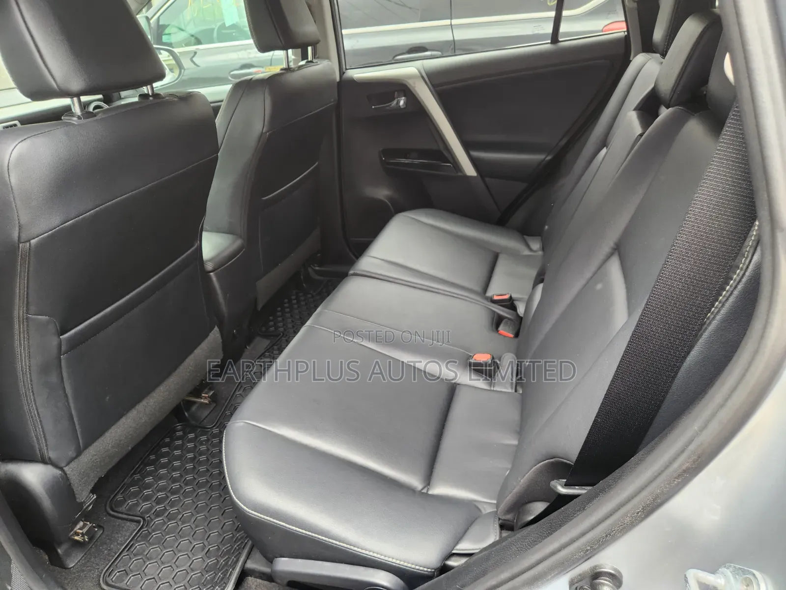 Toyota RAV4 2016 Silver
