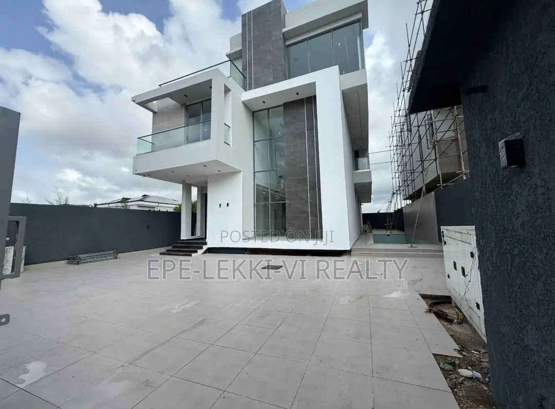 5bdrm Duplex in Ikoyi for sale
