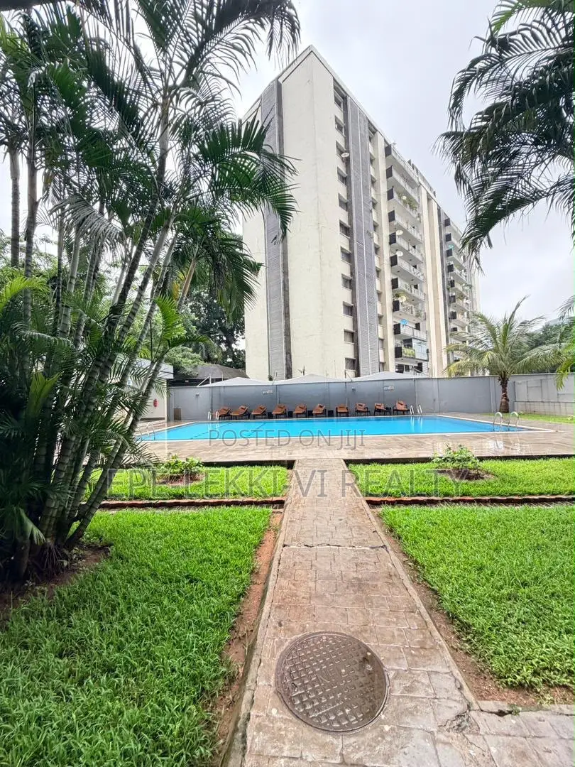 4bdrm Penthouse in Victoria Island for rent