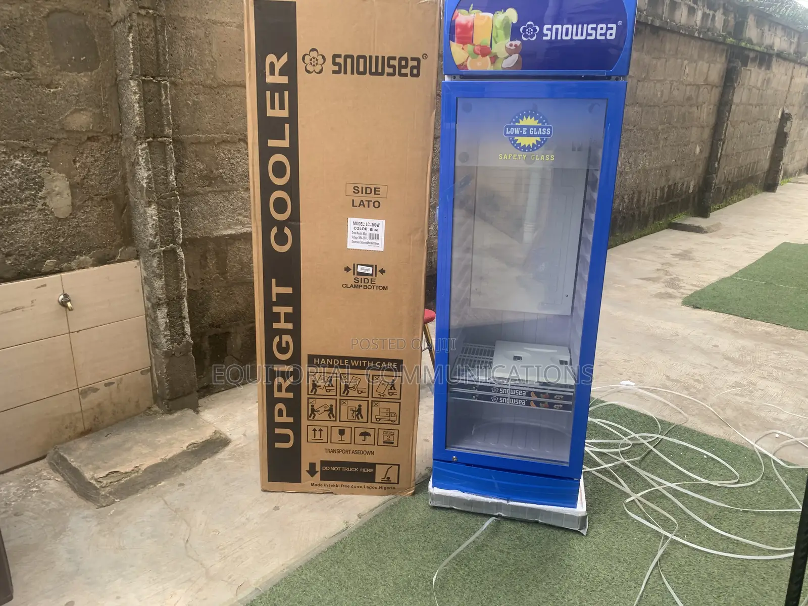 SNOWSEA LC-300W Single Door Display Chiller With LED Lighting