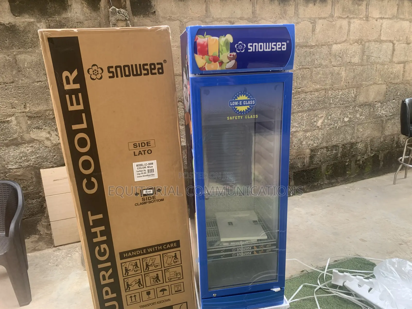 SNOWSEA LC-300W Professional Display Fridge for Convenience Stores